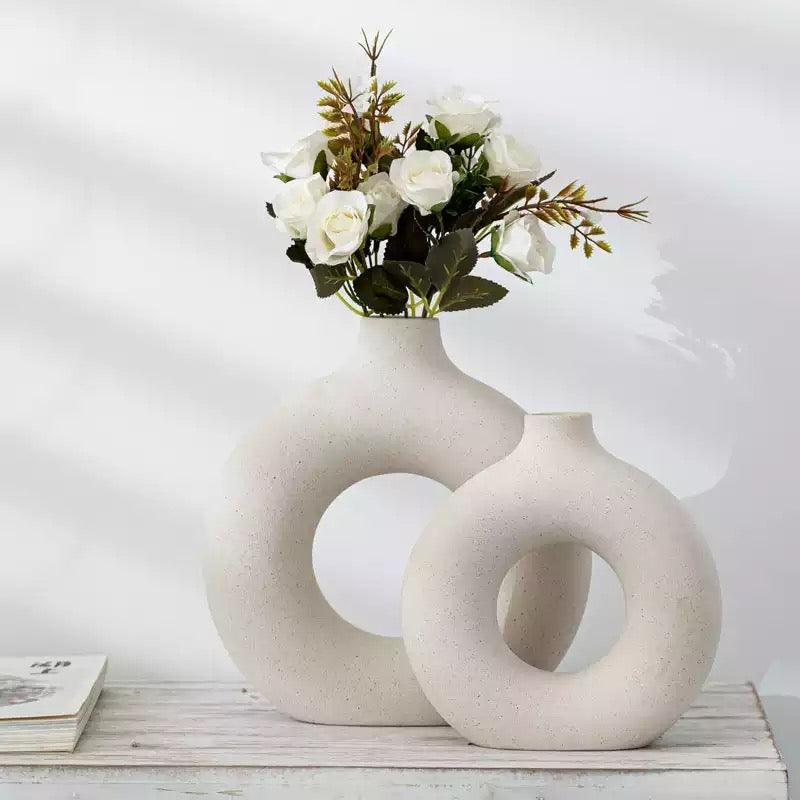 Ceramic Off White Vase - Nordique Boutique