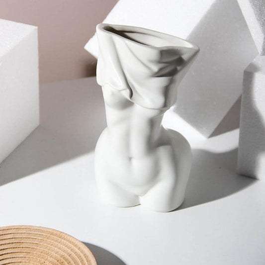 White Ceramic Body Vase - Nordique Boutique