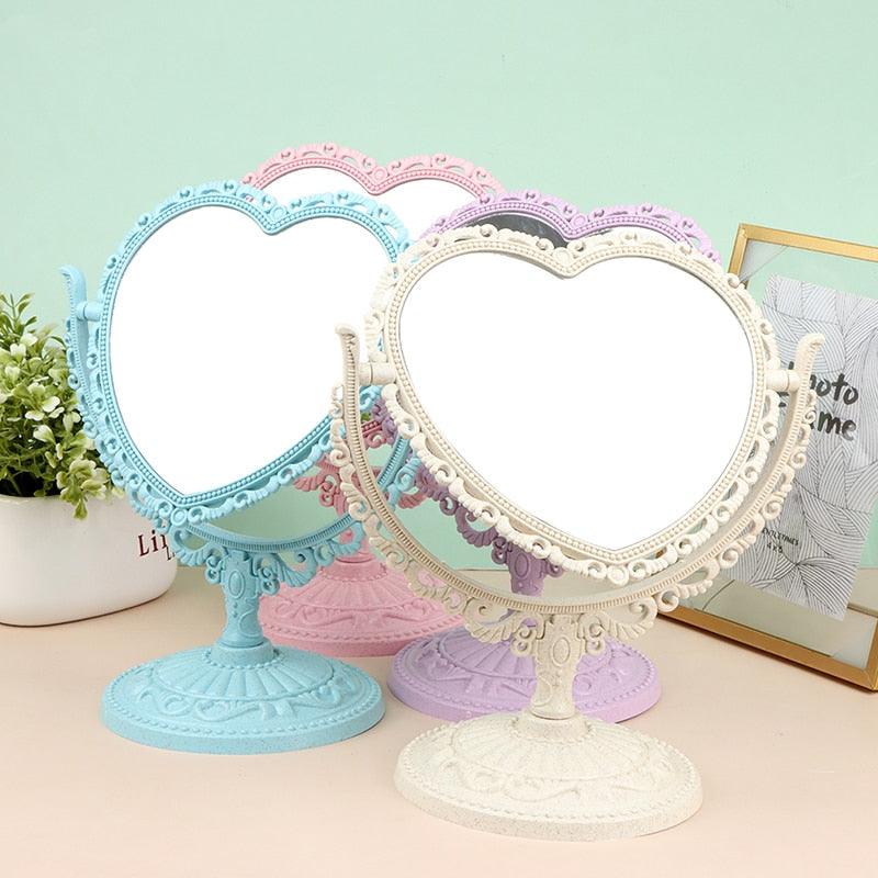 Vintage Style Heart Shaped Makeup Mirror - Nordique Boutique